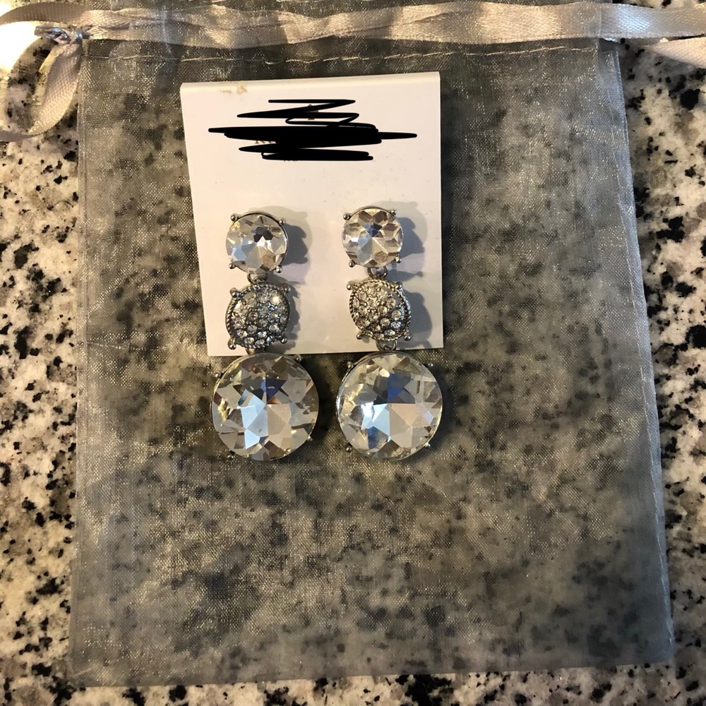Dangle sparkly earrings